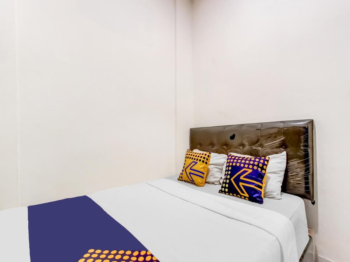 Oyo Life 91374 Asia Stay Semarang Syariah Exterior foto